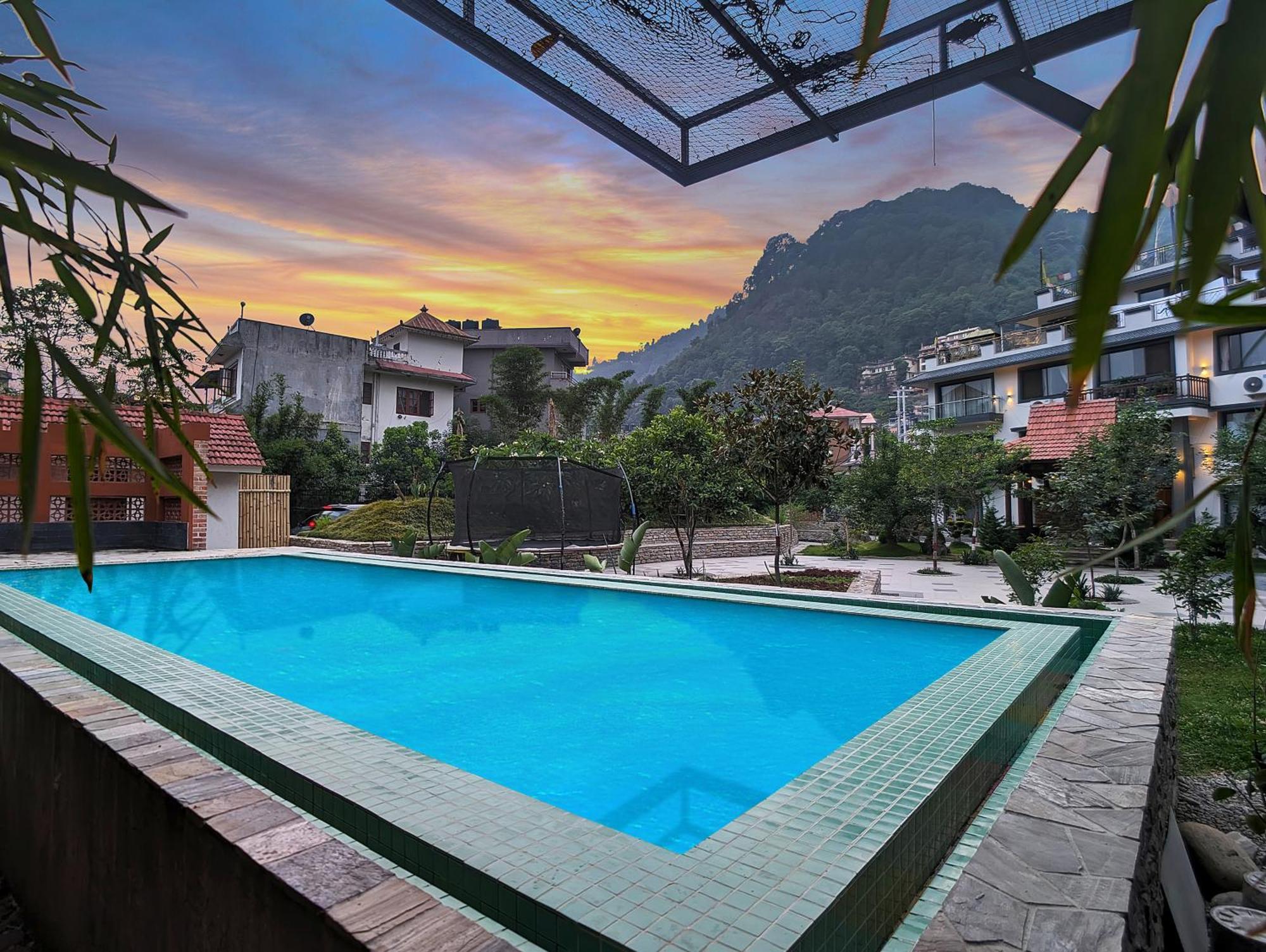 Uma Residence And Suites Katmandu Dış mekan fotoğraf