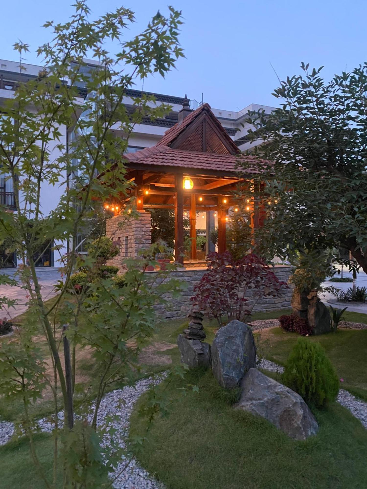 Uma Residence And Suites Katmandu Dış mekan fotoğraf