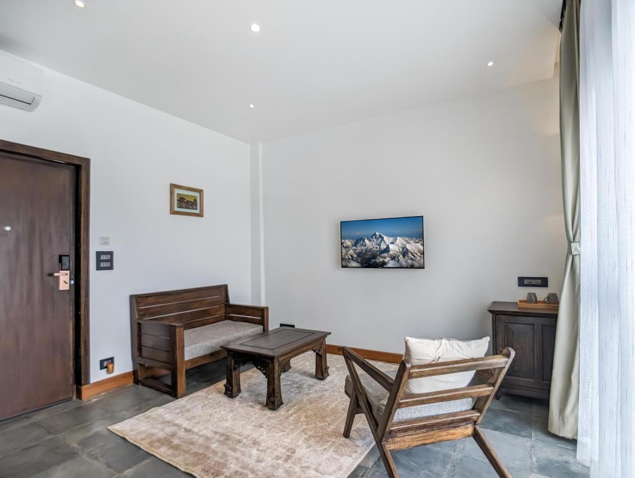 Uma Residence And Suites Katmandu Dış mekan fotoğraf
