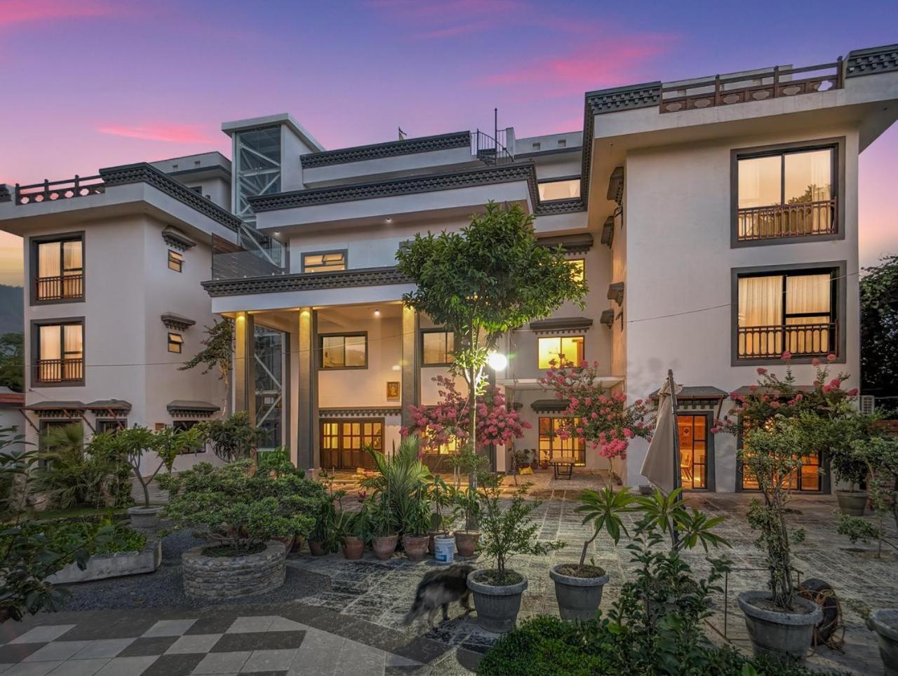 Uma Residence And Suites Katmandu Dış mekan fotoğraf
